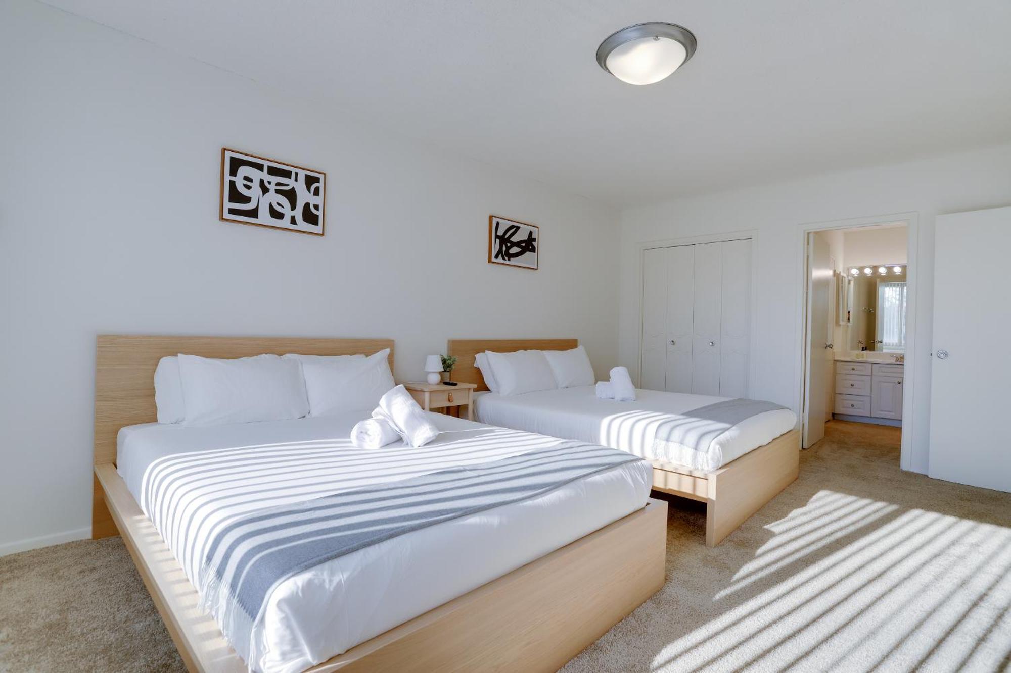 Spacious 2 Bedrooms Apt @Crystal City With Gym 알링턴 외부 사진