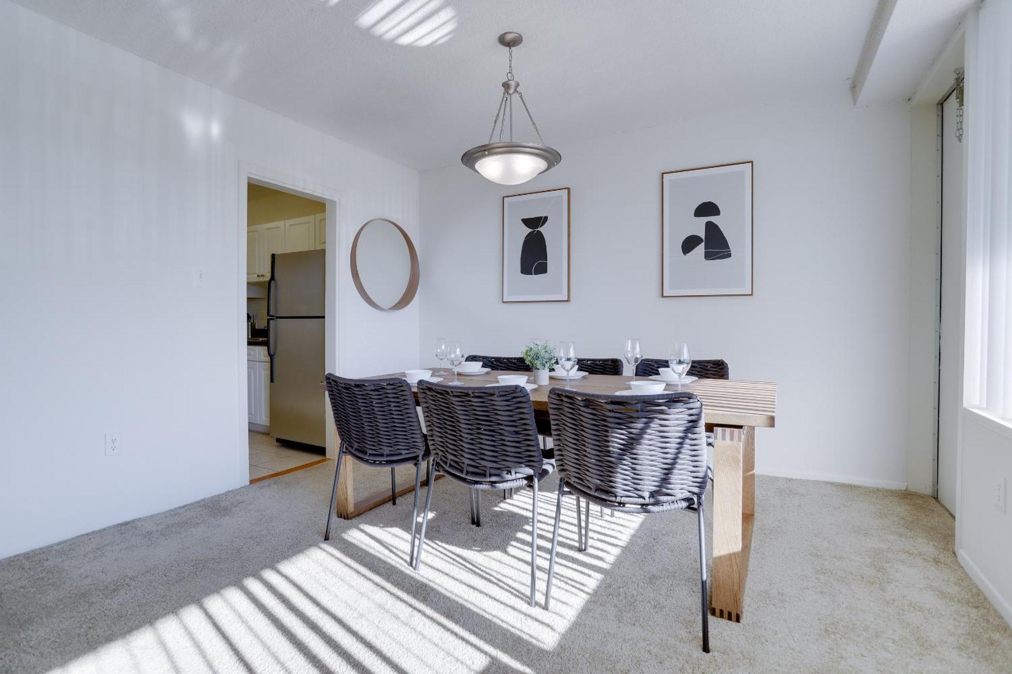 Spacious 2 Bedrooms Apt @Crystal City With Gym 알링턴 외부 사진
