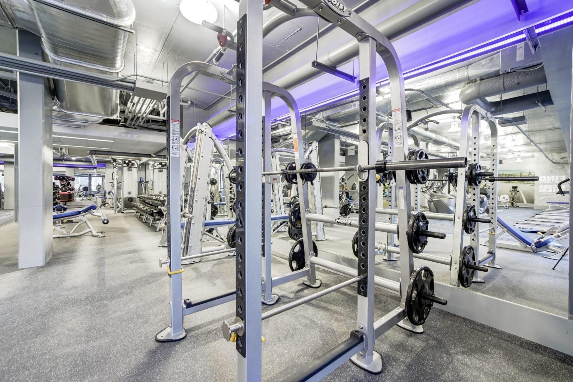 Spacious 2 Bedrooms Apt @Crystal City With Gym 알링턴 외부 사진